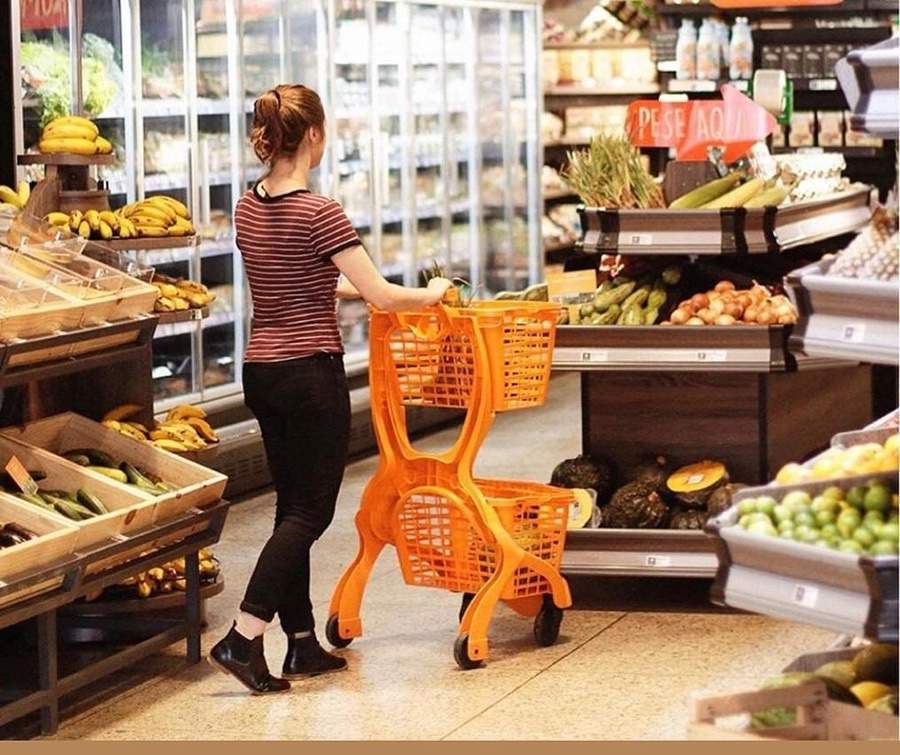 Siris foca na economia circular e lança carrinhos para supermercados feitos com plástico reciclável