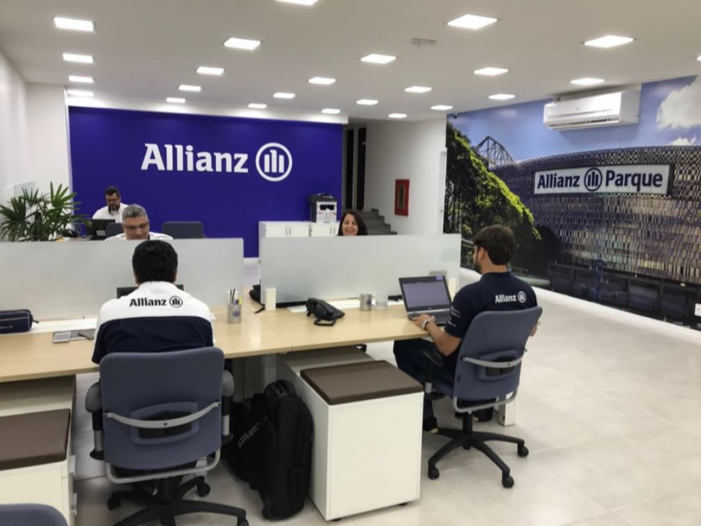 Filial da Allianz Seguros em Petrópolis