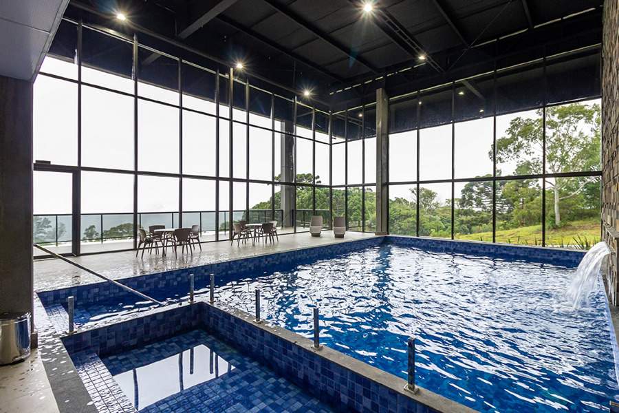 Travel Inn Axten Antonio Prado piscina aquecida e lazer (Divulgação)