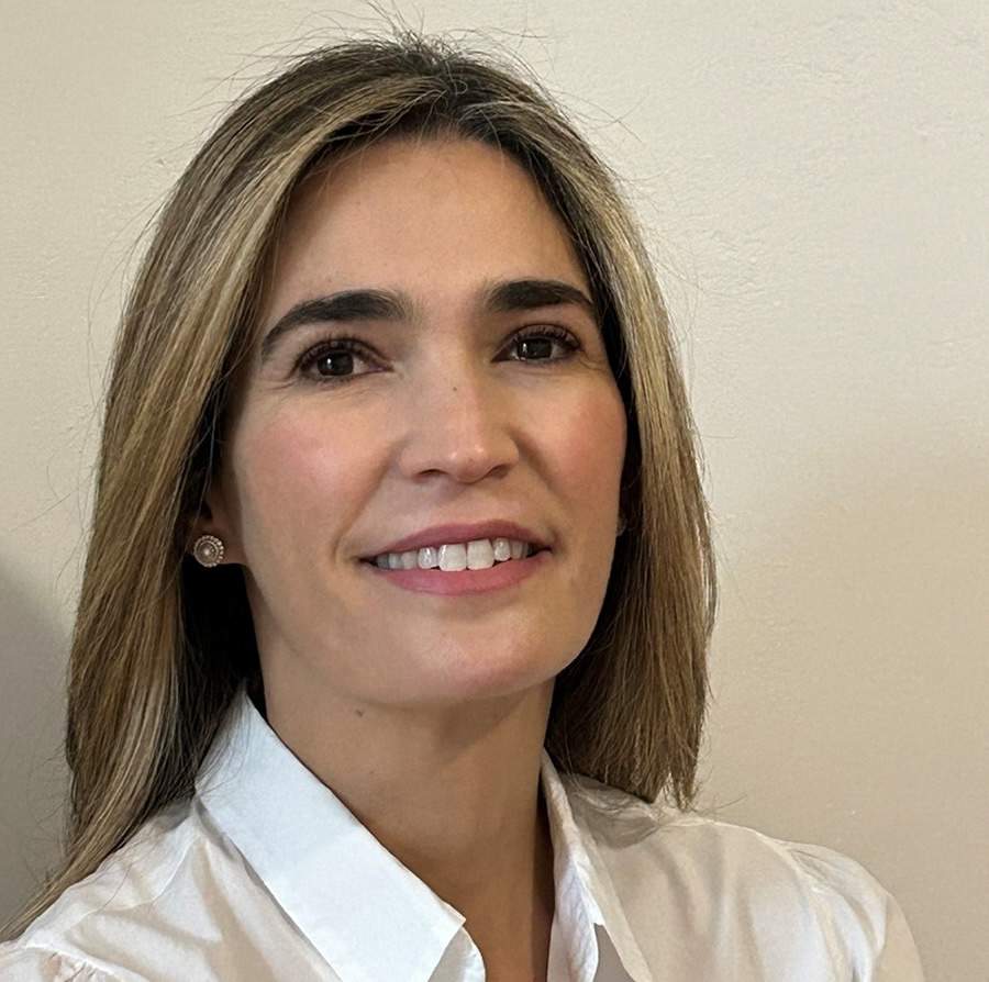  Claudia Valencia  é a nova Global Head de Soluções de Portfólio da Allianz Commercial 