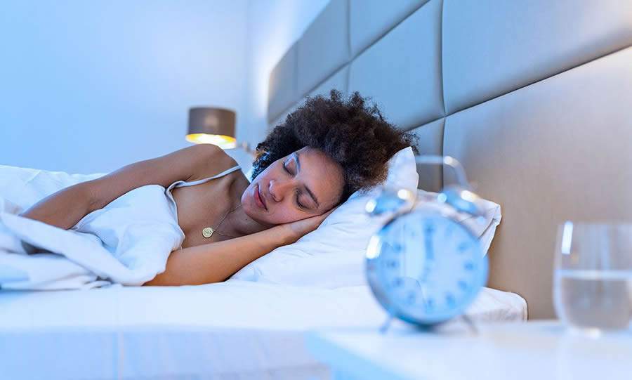 O Papel dos Alimentos na Qualidade do Sono: 8 Opções para Garantir Noites Tranquilas