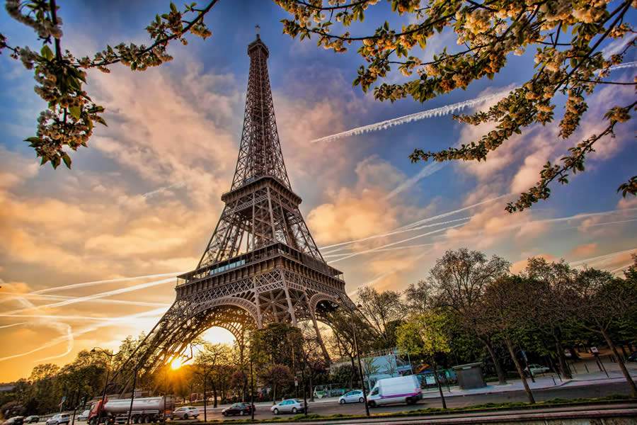 Conhecida como “Cidade Luz”, Paris é a cidade mais procurada por mulheres no mundo - Créditos: BWT Operadora