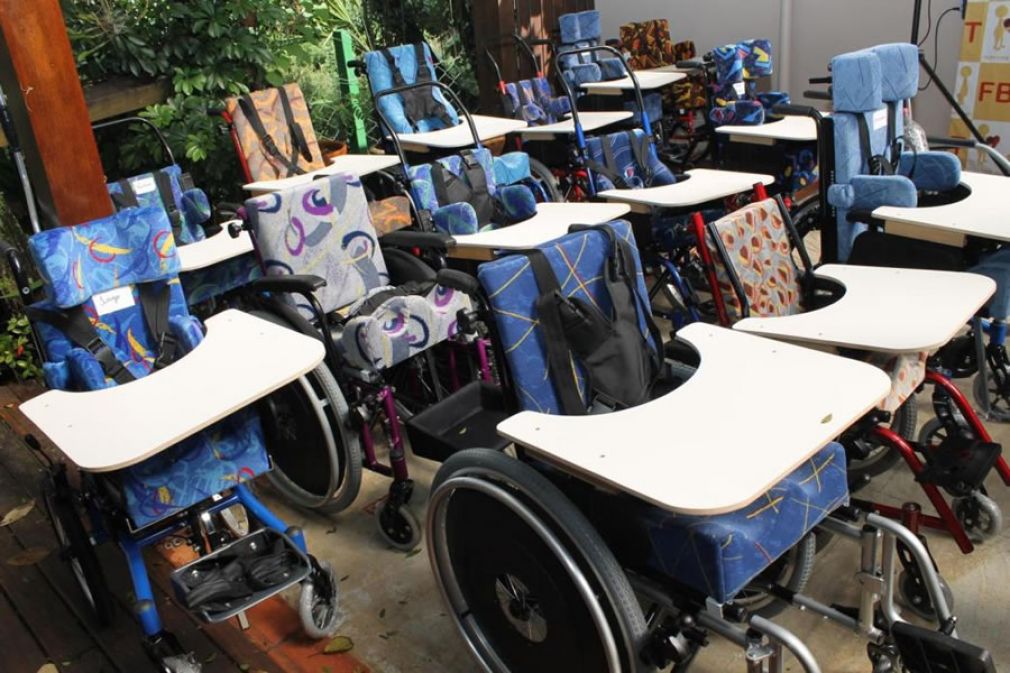 Cadeiras de rodas adaptadas, entregue em maio 2017