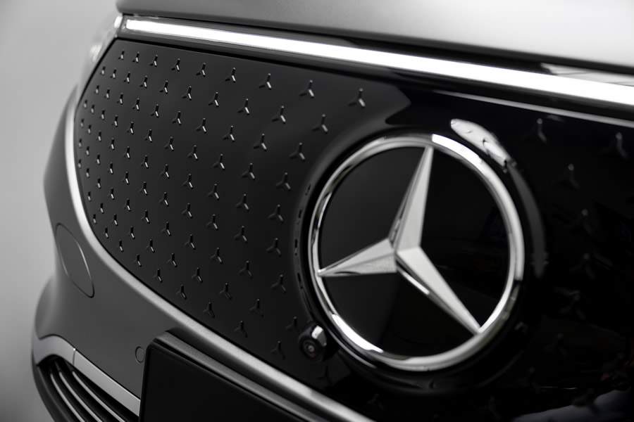 Novos Mercedes-Benz EQA e EQB 100% elétricos chegam ao país com mais eficiência e esportividade