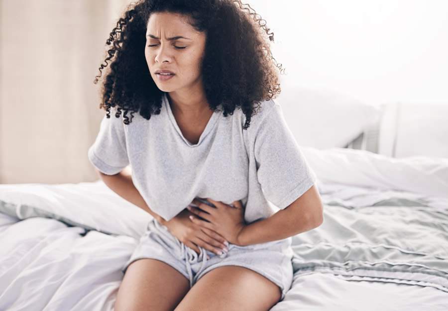Uma em cada dez mulheres tem endometriose; saiba quais são os sintomas