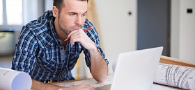 As compras online ou físicas devem ser feitas apenas em lojas com boa reputação | Imagem: Freepik – Gpointstudio