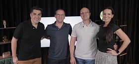 Na imagem, executivos da MATH Group: Marcel Ghiraldini (CSO), André Boger (CEO), Sérgio Larentis (COO) e Fabiana Korte do Amaral (Executive Director Brand and Culture)