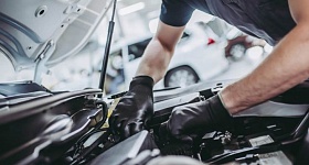 Com o aumento das viagens, cresce a quantidade de chamados por panes, superaquecimento, problemas de bateria e pneus danificados. - Divulgação | Europ Assistance Brasil | ShutterStock