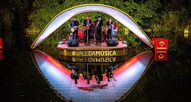 Palco Futuante - Vinicius Grosbelli