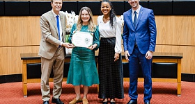 A CEO da Quanta Previdência recebeu a honraria da Alesc - Bruno Collaço/Agência AL