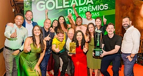       Equipe da Nexyun celebra com executivos da MedSênior a conquista do 1º lugar no ranking de produção em Minas Gerais