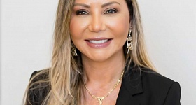  Dra. Siglia Azevedo - Divulgação