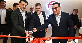 Na foto: Carlos Marinelli, Diretor-presidente da Bradesco Saúde; Ney Dias, Diretor-presidente da Bradesco Auto/RE; e Francisco Rosado, Diretor da Bradescor