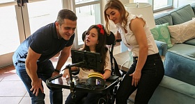  Carlos Pereira, CEO da Livox, com a filha Clara e a esposa, Aline Pereira.