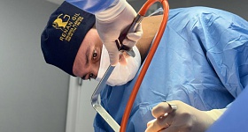 Cirurgião plástico Renan Gil