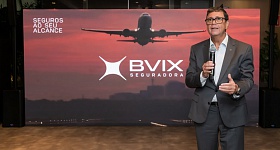 Edson Calheiros, presidente da BVIX, durante a celebração dos dois anos da seguradora e do lançamento do Seguro BVIX Viagem – Crédito: Antranik Photos