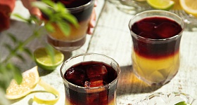 Limonada de vinho tinto
