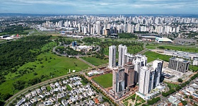  Imagem aérea mostra a região ao lado da GO 020 em pleno desenvolvimento. Complexo residencial Europark está sendo implantado nas proximidades do Paço Municipal, sede da Alego e Parque do Cerrado - Divulgação