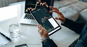  Invest Hub é o novo hub de consórcios voltado para escritórios de investimentos. Imagem: Canva