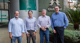 Dr. Moyses de Oliveira Lima Filho (diretor financeiro), Dr. Nelson Hisamo Sato Júnior (diretor presidente), Dr. Fabiano Scandiuzzi (diretor vice-presidente) e Julio Cesar Paim (direto geral - CEO)