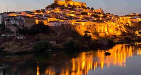 Anoitecer em Mértola - crédito Turismo do Alentejo