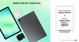 Imagem promocional com fundo azul esverdeado apresenta a frente e a traseira do Galaxy Tab A11+ junto ao Galaxy Buds Core nas versões preta e branca - Crédito: Divulgação