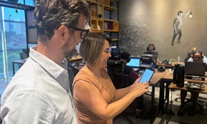   Jean Ferrari e Adriana Bombassaro, sócios da FastBuilt: parceria com Tokio Marine - Divulgação