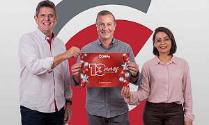 Foto: Claudio Pardal, diretor Comercial Nacional; Dirceu Canal, presidente; e Valquiria Brovini, diretora Executiva da CORPe Saúde