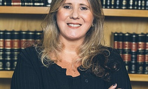 Dra. Ana Paula De Raeffray - Fotos - Divulgação