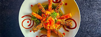 Crispy Thay Pitanga, dos Chefs Marcelo Carlos e Samuel, do Pitanga Ilhabela - Divulgação.