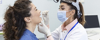   Doenças das vias aéreas superiores contribuem diretamente para a alteração do hálito por meio de diversos mecanismos fisiopatológicos - Crédito: Freepik