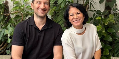  Na foto: Daniel Issa, diretor de seguros do Mercado Pago, e Luciana Amano, vice-presidente de Massificados da Prudential do Brasil