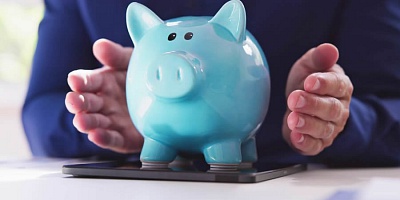  A previdência privada empresarial passou a integrar a estratégia de gestão de pessoas, influenciando diretamente a satisfação e a permanência dos colaboradores nas organizações. - CANVA