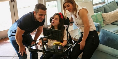  Carlos Pereira, CEO da Livox, com a filha Clara e a esposa, Aline Pereira.