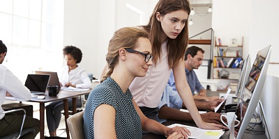 Mercado de trabalho em 2026 vai valorizar hard e soft skills - Envato