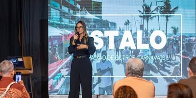 Maíra Holtz, sócia-diretora da Estalo, participa do evento Carnaval 360. Imagem: Divulgação