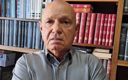 Voltaire Marenzi - Advogado e Professor