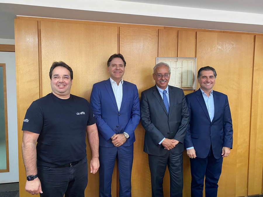 CEO da Affix, Pedro Rezende, Geraldo Azevedo, o vice-presidente Comercial ((Hapvida e NDI), Nilo Carvalho, e o presidente do Sindivarejista-DF, Sebastiao Abritta