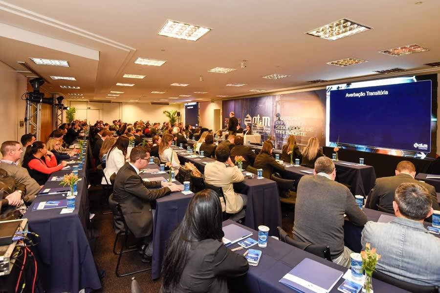 Corretores de Seguros discutem crescimento e normas do transporte de cargas no Brasil