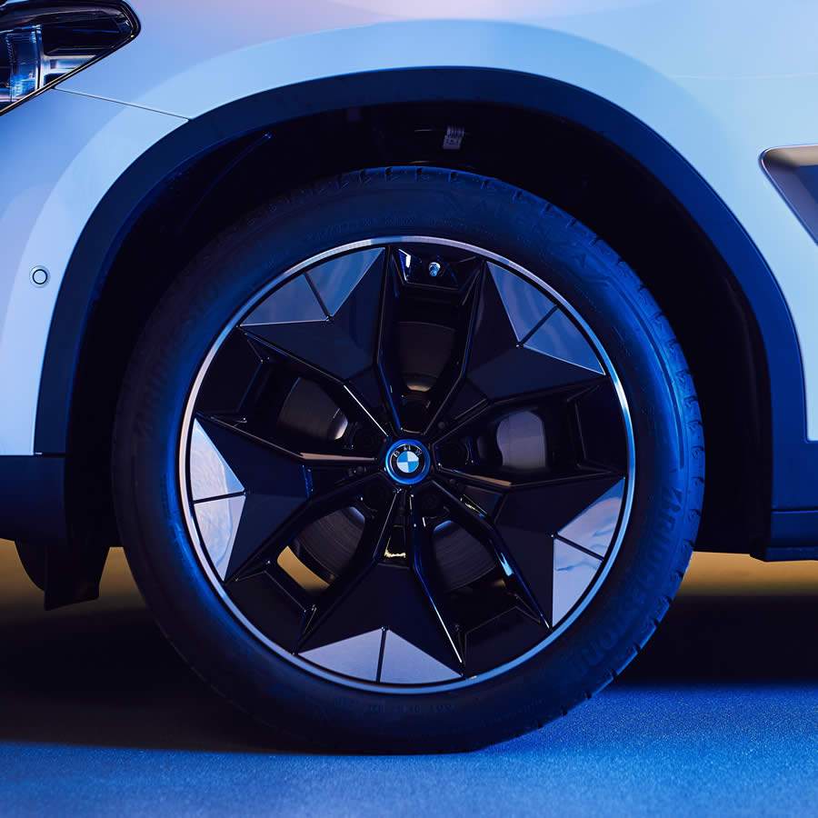 BMW apresenta novo modelo de roda mais leve, eficiente e aerodinâmica