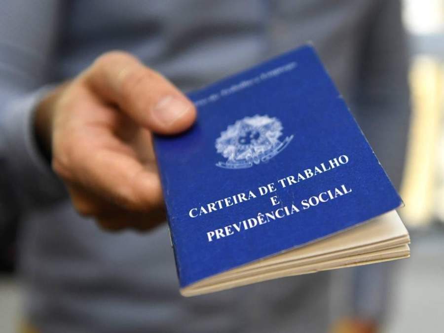 Mesmo fora de período de sazonalidade, mercado de trabalho observa alta de vagas temporárias