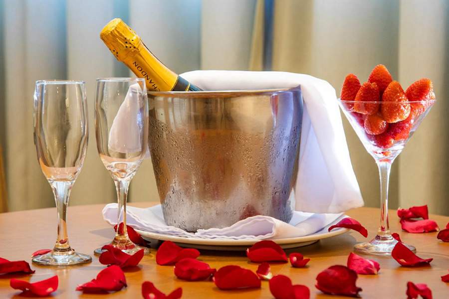 Recanto Cataratas romance garantido no especial Dia dos Namorados (Divulgação)