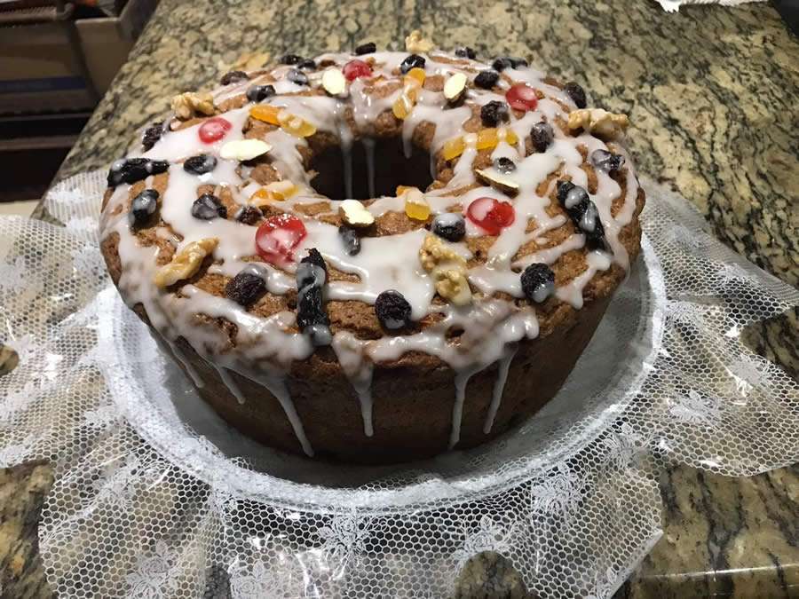 Aprenda a fazer Bolo de Reis, sem glúten e sem lactose, para sua ceia