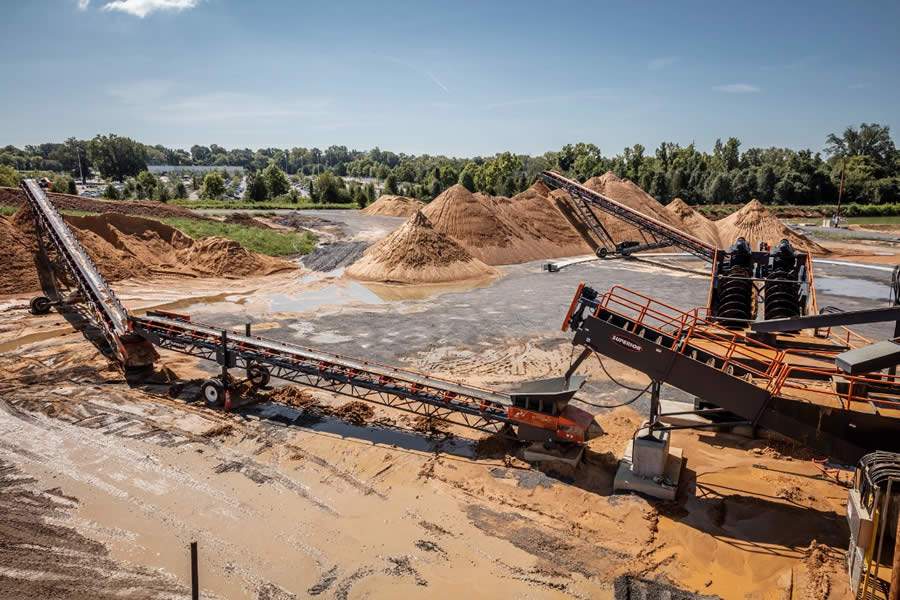 Transporte de material sobre correias avan&ccedil;a na minera&ccedil;&atilde;o