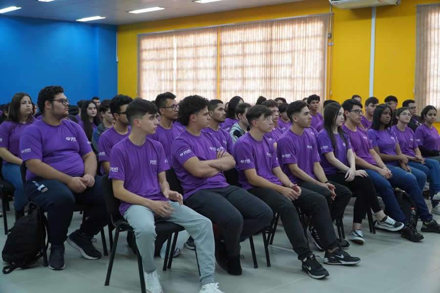 Farmacêutica admitiu mais de 2.300 jovens aprendizes entre 2005 e 2023 e 35% conseguiram ser efetivados - Créditos: Divulgação