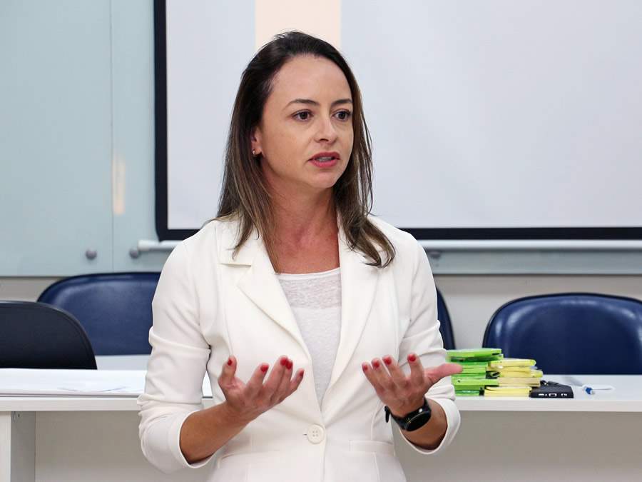 Diretora de Gest&atilde;o de Pessoas da FUABC, Nubia Secafem de Freitas.