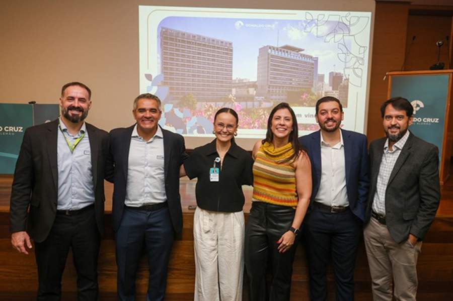  Executivos da Seguros Unimed e do Hospital Alem&atilde;o Oswaldo Cruz em evento para corretores - Cr&eacute;dito: Nilton Fukuda