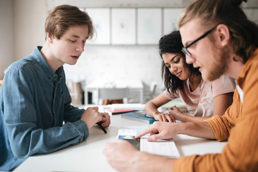 Est&iacute;mulos internos de equipe: como faz&ecirc;-los de maneira eficaz?