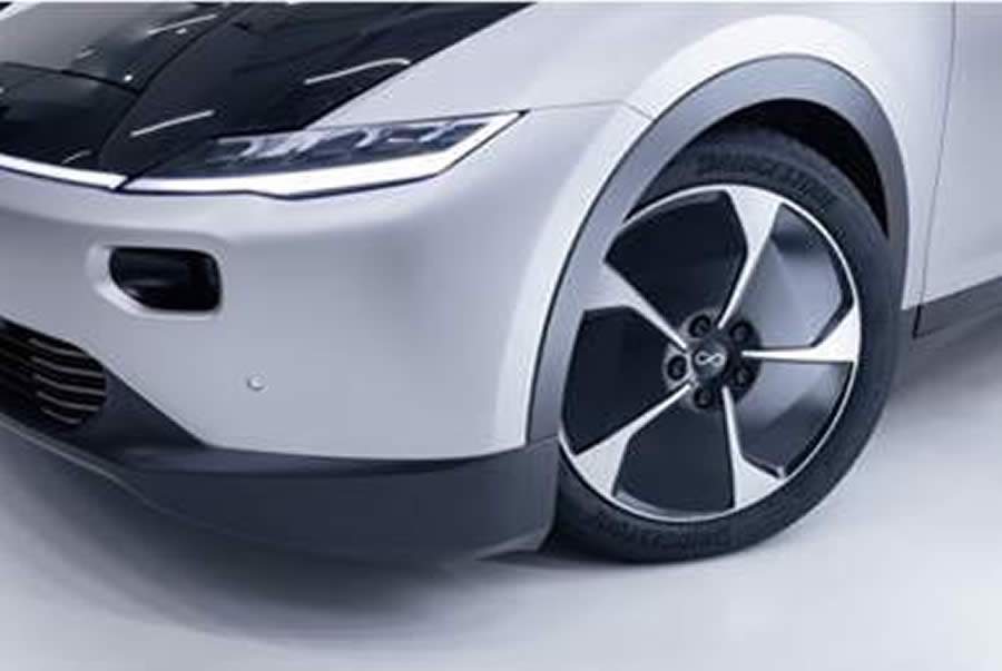 Bridgestone e Lightyear lançam o primeiro carro elétrico solar de longo alcance do mundo