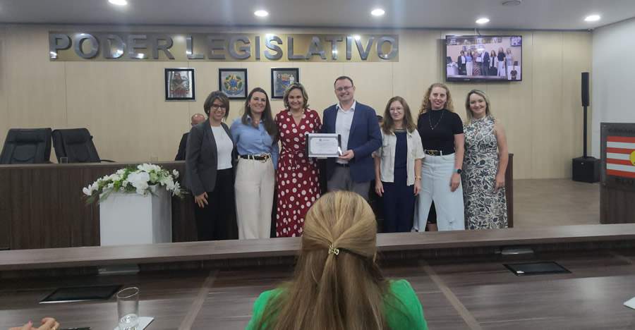 Mo&ccedil;&atilde;o de Louvor (05.12) - Cr&eacute;dito: Divulga&ccedil;&atilde;o SindsegSC